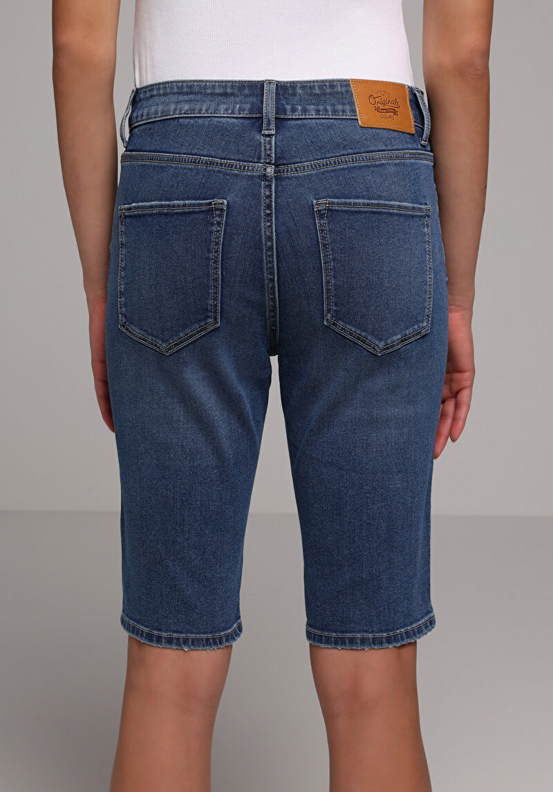 Imagine a Short / Pantaloni Scurti De Dama  Slim Fit  Cl1079834