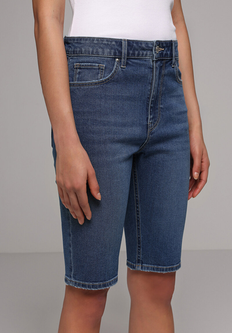 Imagine a Short / Pantaloni Scurti De Dama Slim Fit Cl1079834