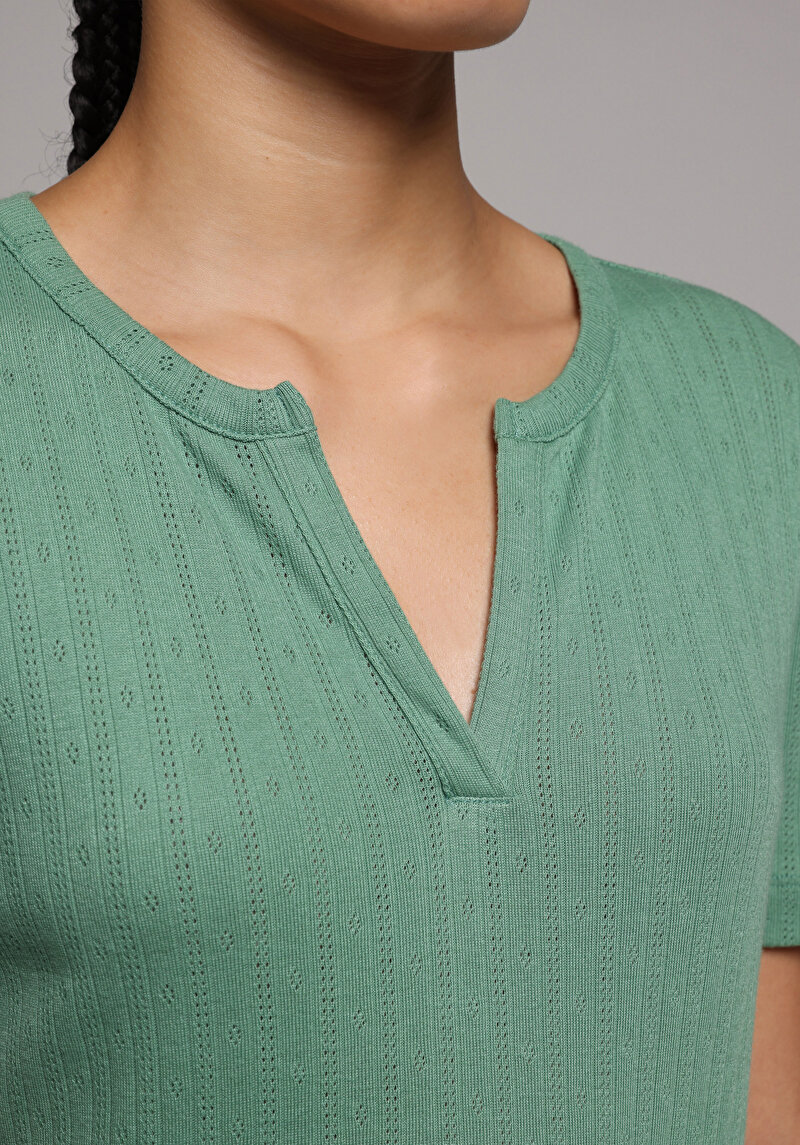 Imagine a Bluza Cu Maneca Scurta De Dama Verde Slim Fit Cl1079028