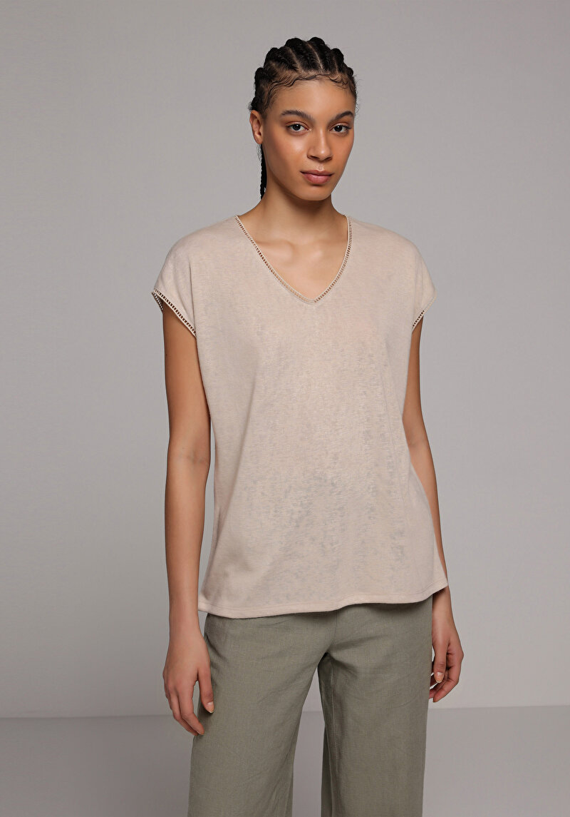 Imagine a Bluza Cu Maneca Scurta De Dama Bej Regular Fit  Cl1079150