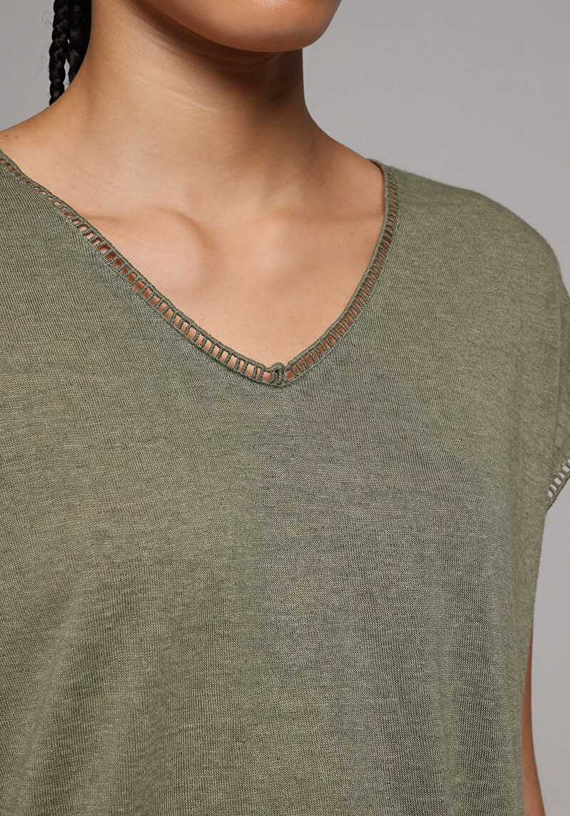 Imagine a Bluza Cu Maneca Scurta De Dama Kaki Regular Fit Cl1079150