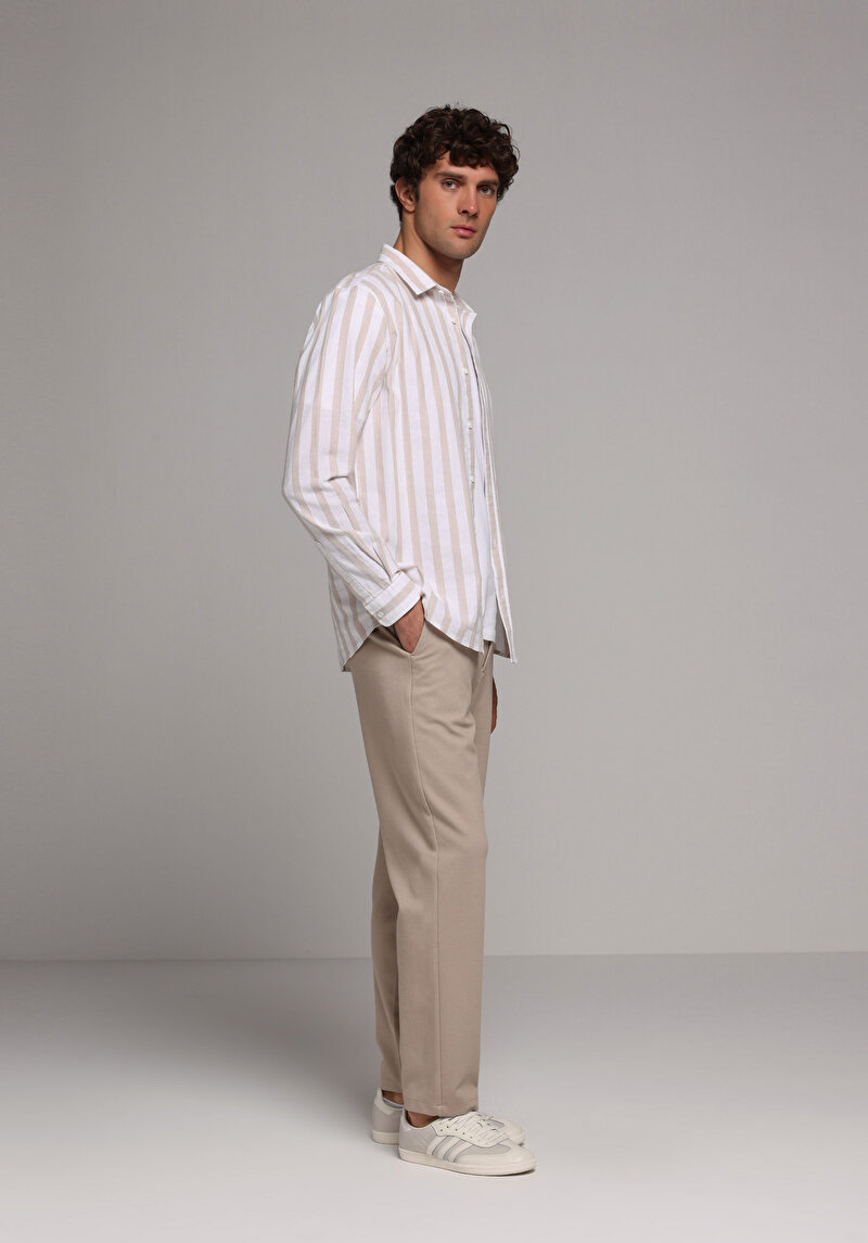 Imagine a Camasa Cu Maneca Lunga De Barbati Bej Regular Fit  Cl1079312