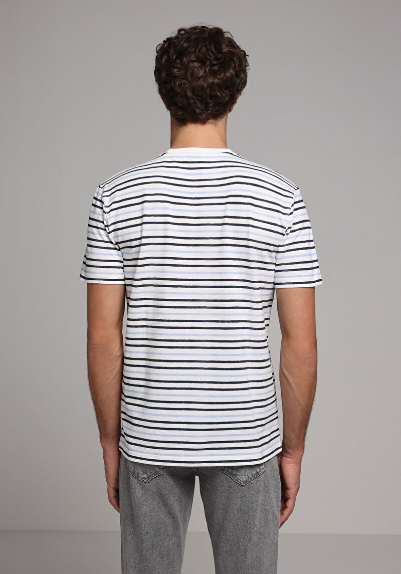 Imagine a Tricou Cu Maneca Scurta De Barbati Albastru Regular Fit  Cl1079441