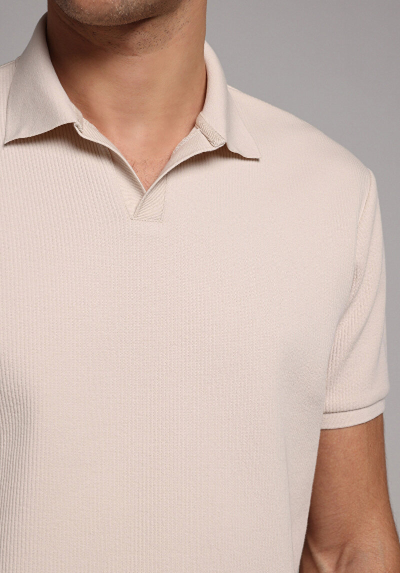 Imagine a Tricou Polo Cu Maneca Scurta De Barbati Bej Regular Fit Cl1079282