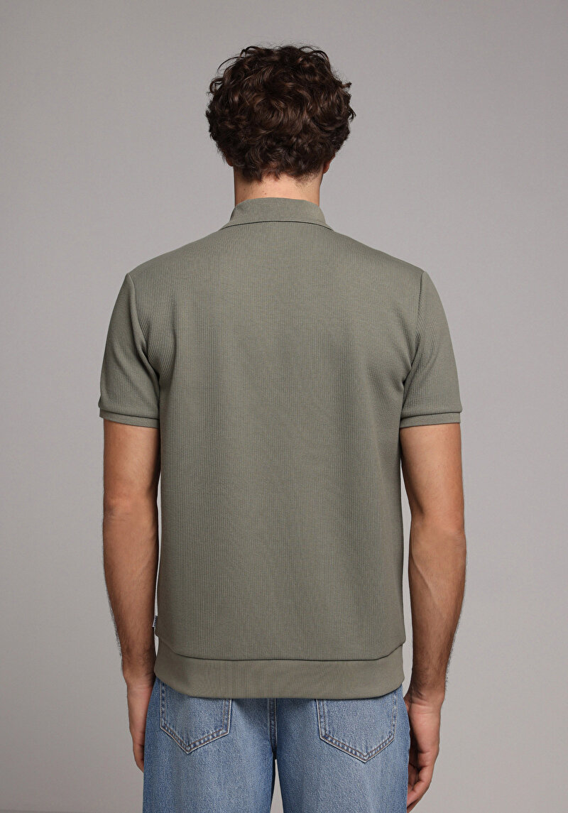 Imagine a Tricou Polo Cu Maneca Scurta De Barbati Kaki Regular Fit Cl1079282