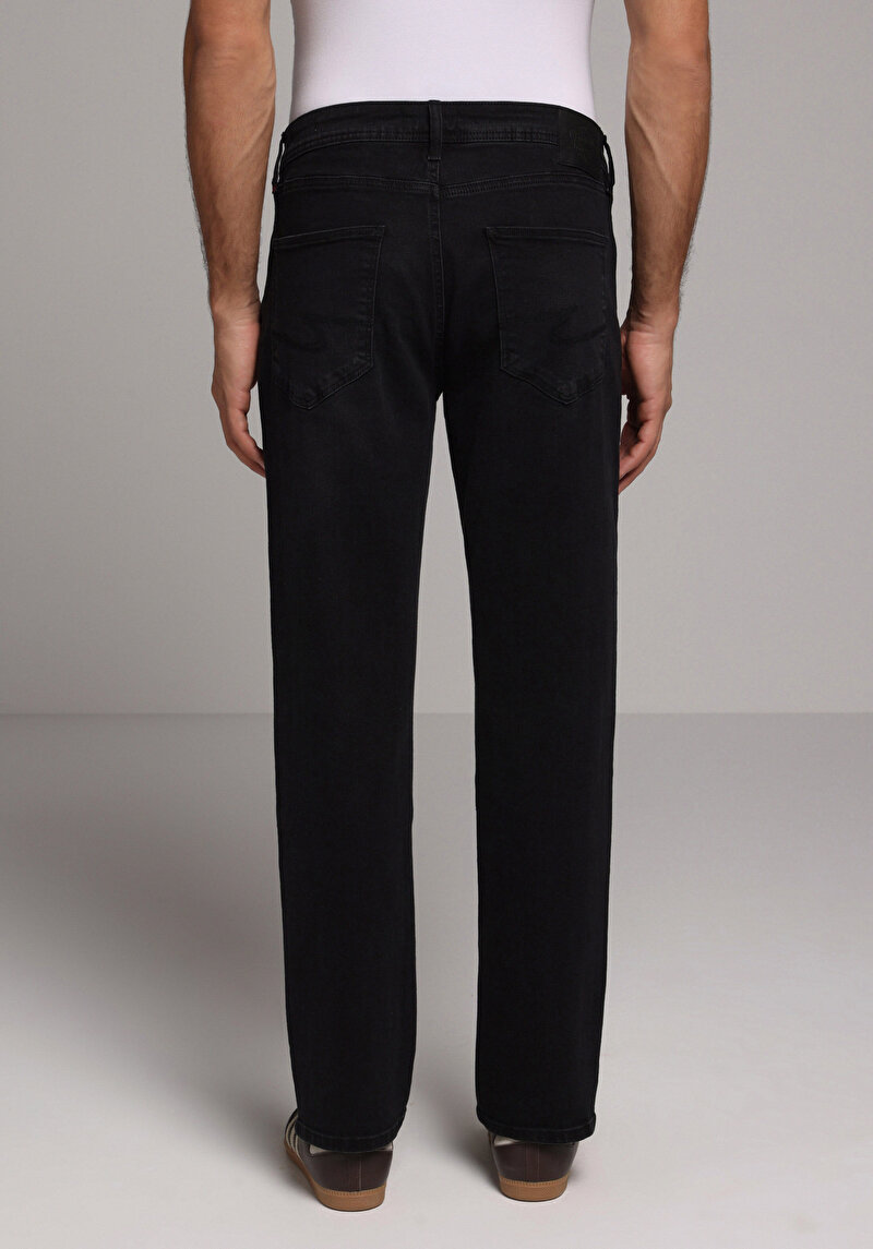 Imagine a Pantaloni De Barbati Regular Fit 045 David Cl1079621