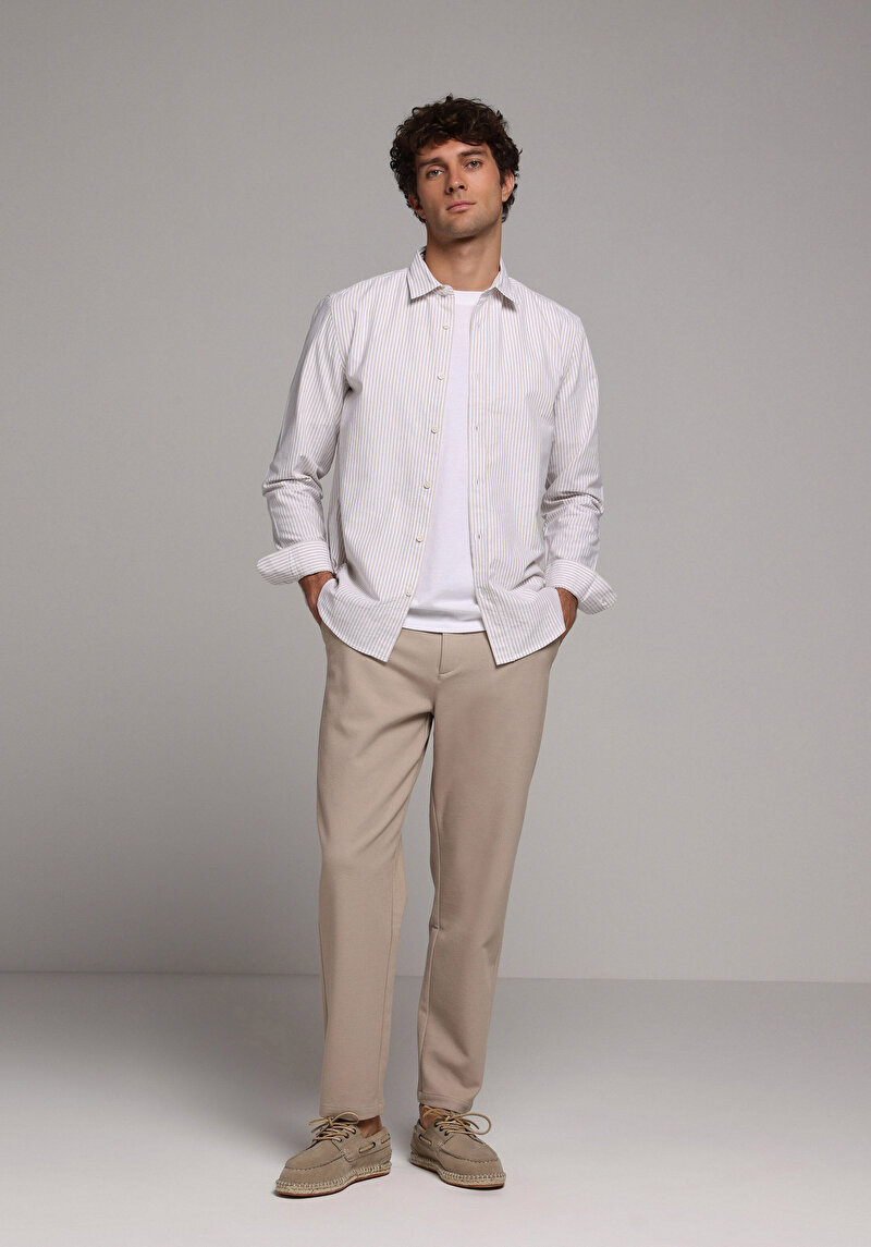 Imagine a Camasa Cu Maneca Lunga De Barbati Bej Regular Fit Cl1079703