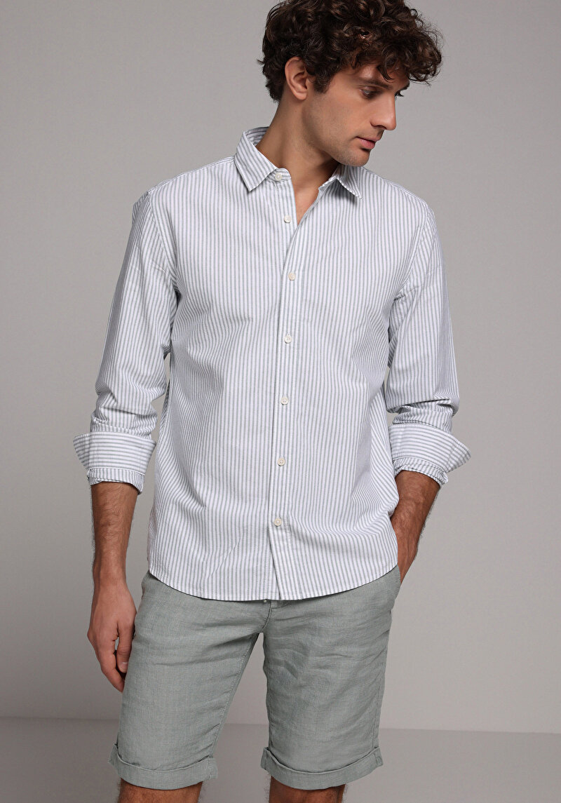 Imagine a Camasa Cu Maneca Lunga De Barbati  Regular Fit  Cl1079703