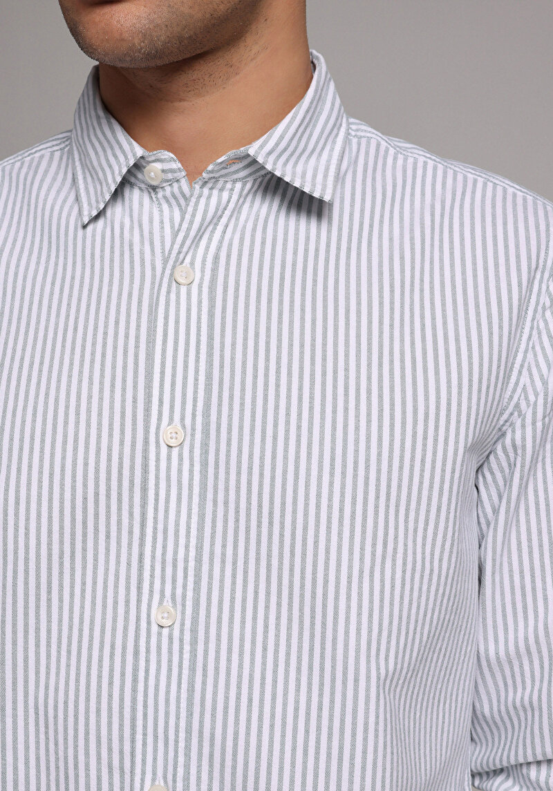 Imagine a Camasa Cu Maneca Lunga De Barbati  Regular Fit  Cl1079703