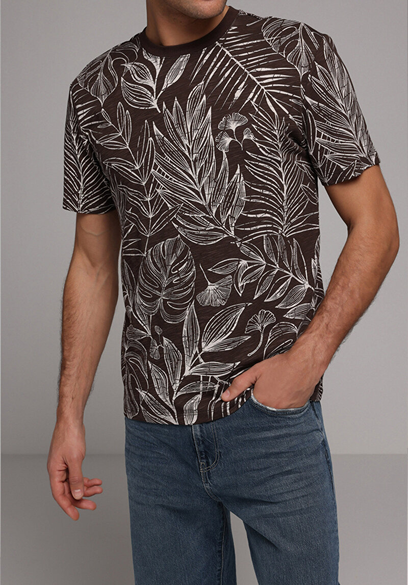 Imagine a Tricou Cu Maneca Scurta De Barbati Maro Regular Fit Cl1079952