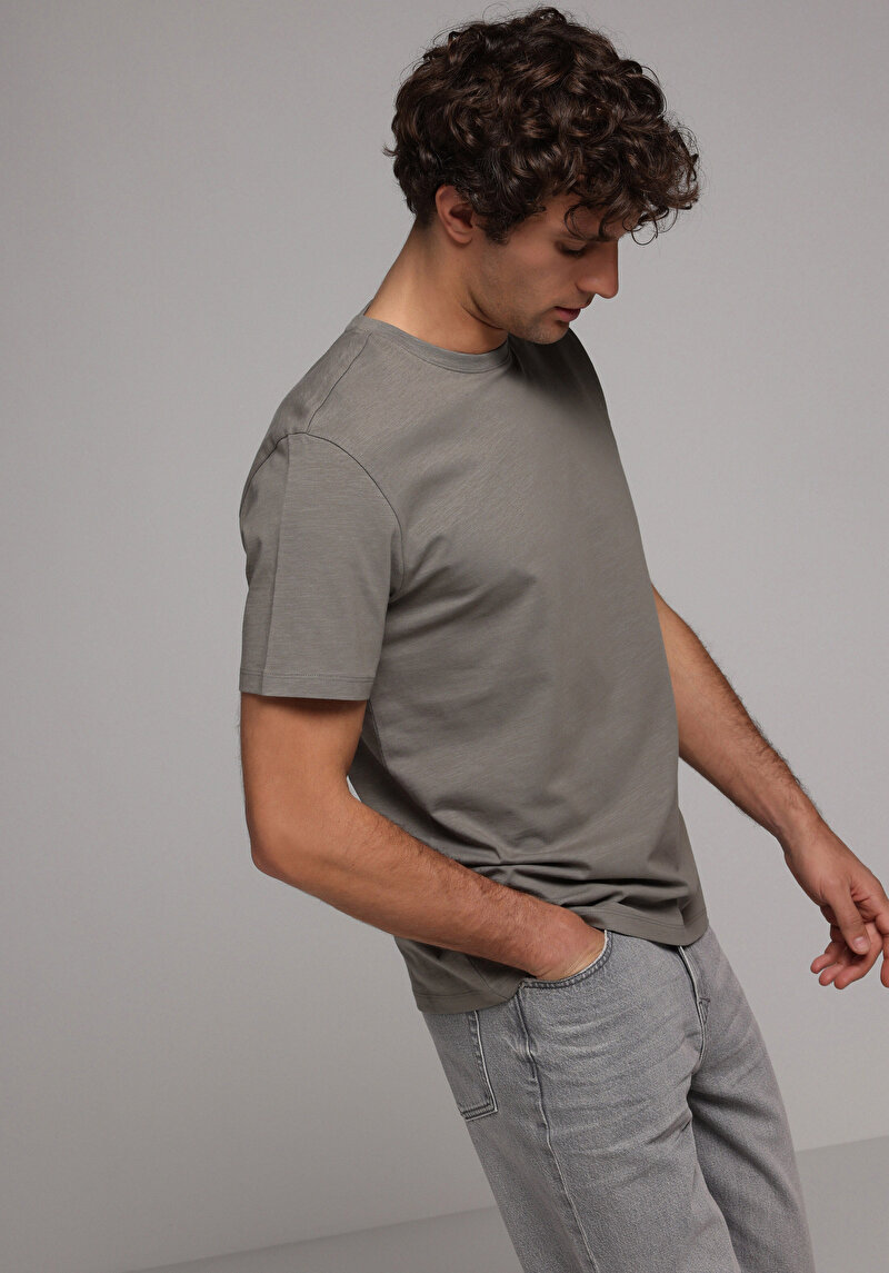 Imagine a Tricou Cu Maneca Scurta De Barbati Kaki Regular Fit  Cl1080170