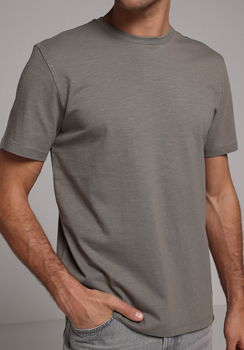 Imagine a Tricou Cu Maneca Scurta De Barbati Kaki Regular Fit  Cl1080170