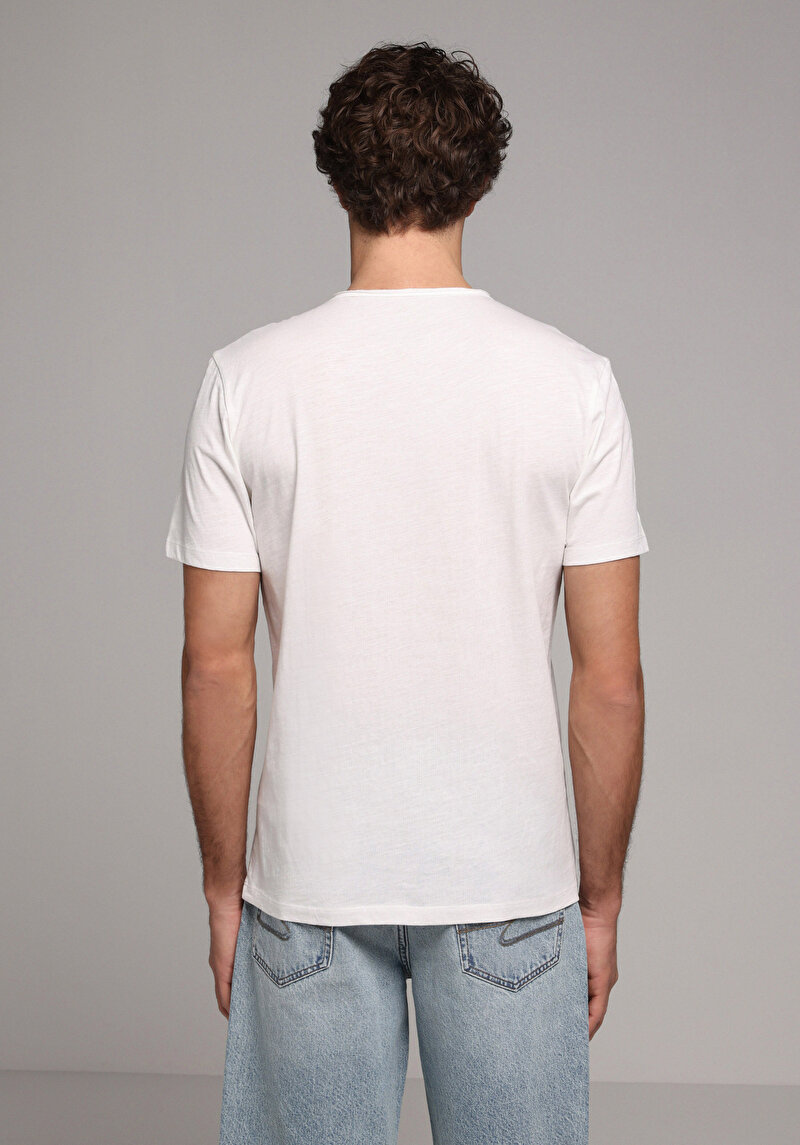 Imagine a Tricou Cu Maneca Scurta De Barbati Alb Regular Fit  Cl1058584