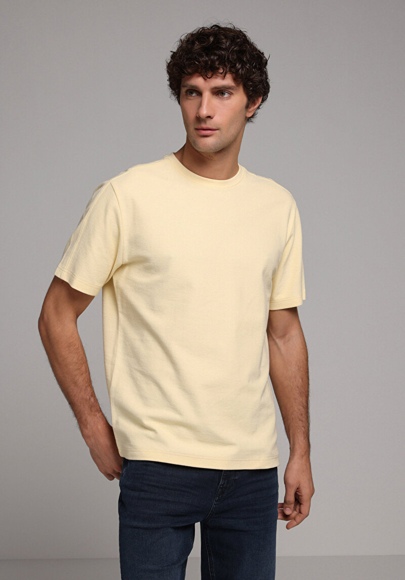 Imagine a Tricou Cu Maneca Scurta De Barbati Galben Comfort Fit  Cl1079210