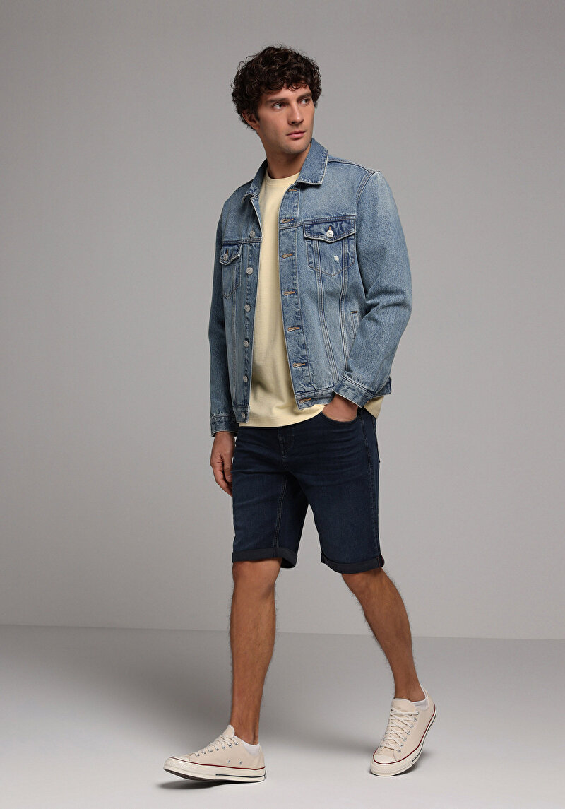 Imagine a Short / Pantaloni Scurti De Barbati  Straight Fit 044 Karl Cl1079704