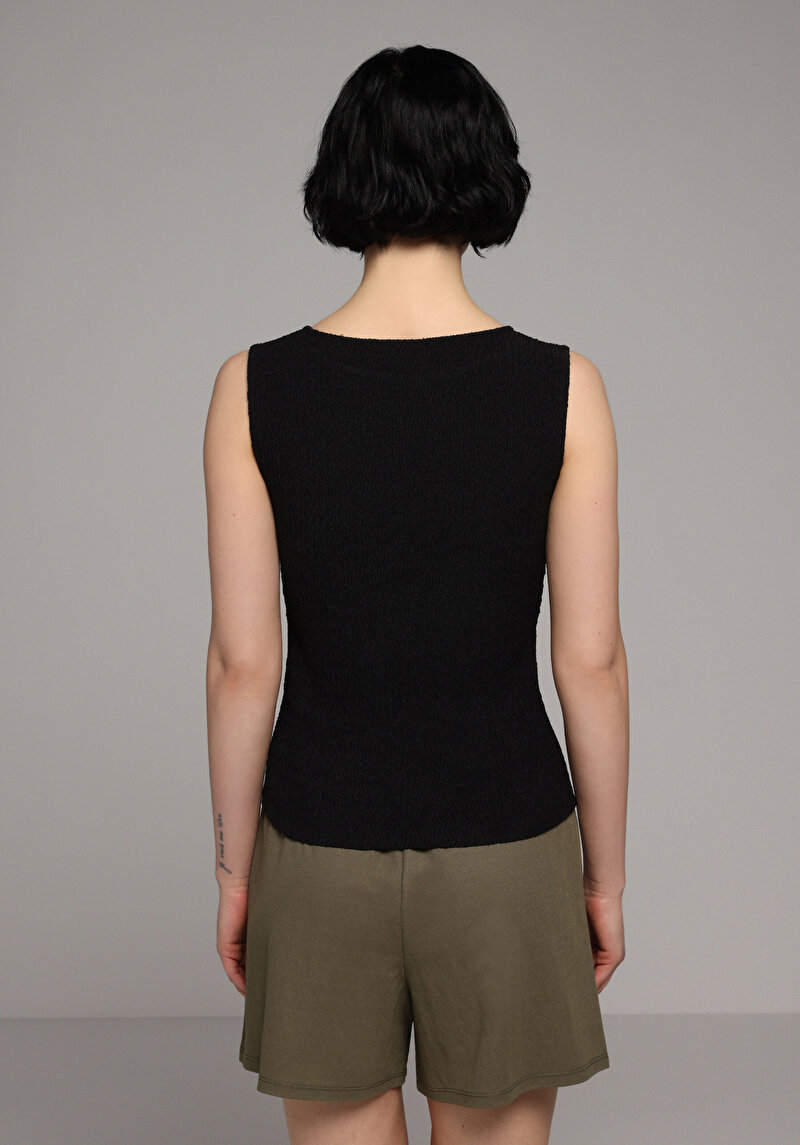 Imagine a Bluza Cu Maneca Scurta De Dama Negru Slim Fit Cl1078620