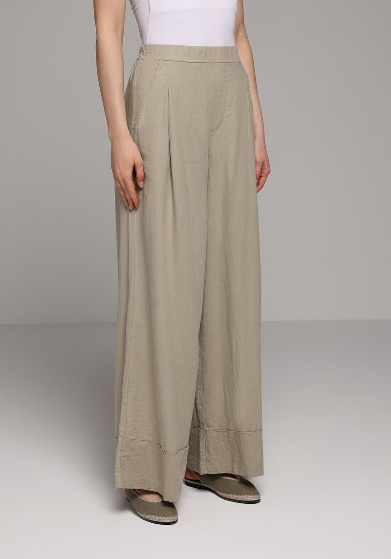 Imagine a Pantaloni De Dama Verde Regular Fit Cl1074353