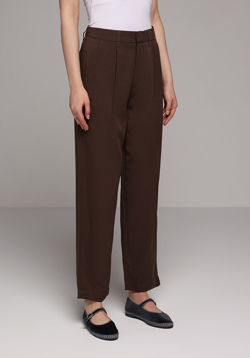 Imagine a Pantaloni De Dama Maro Regular Fit Cl1078282