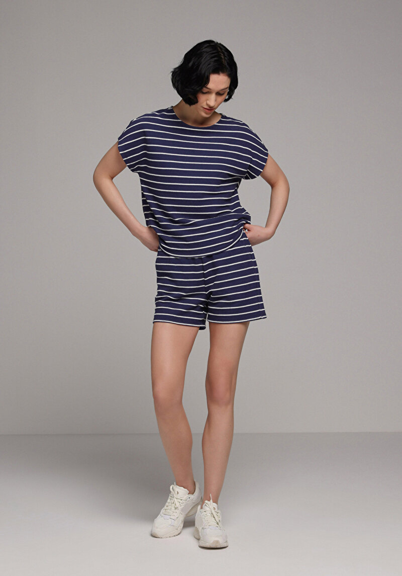 Imagine a Short / Pantaloni Scurti De Dama Albastru Marin Regular Fit Cl1078836