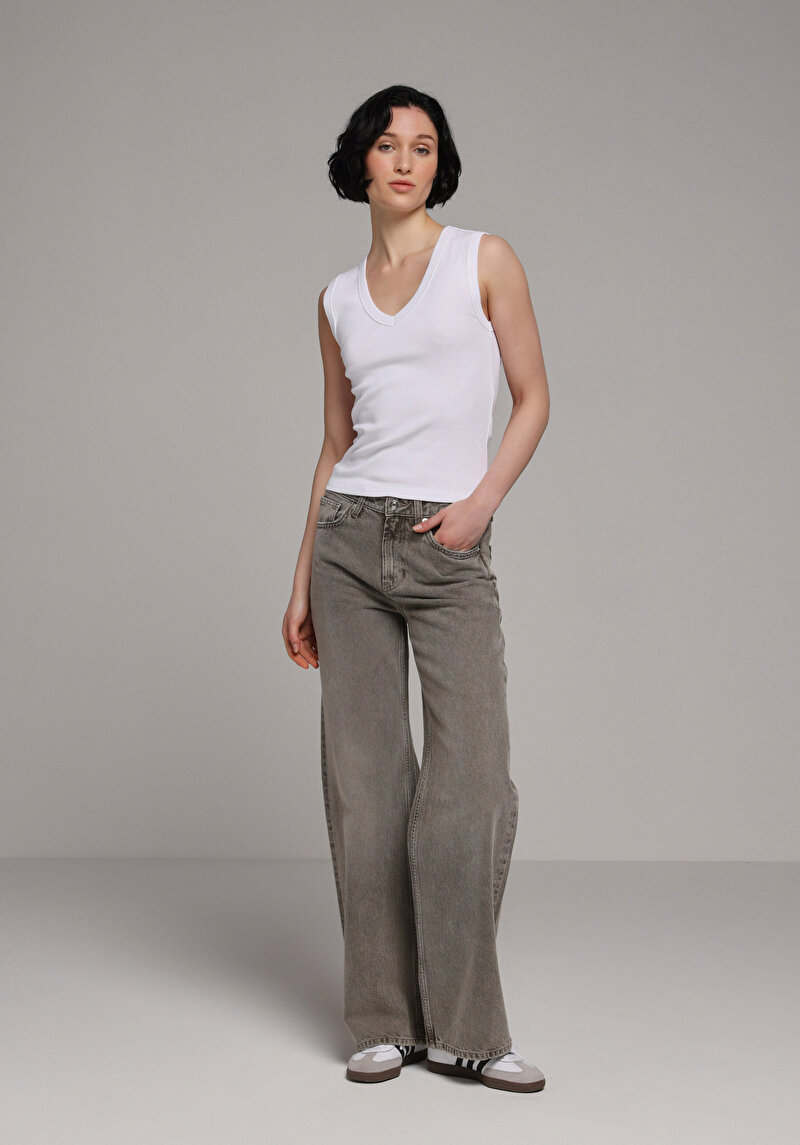 Imagine a Maiou De Dama Alb Slim Fit Cl1080980