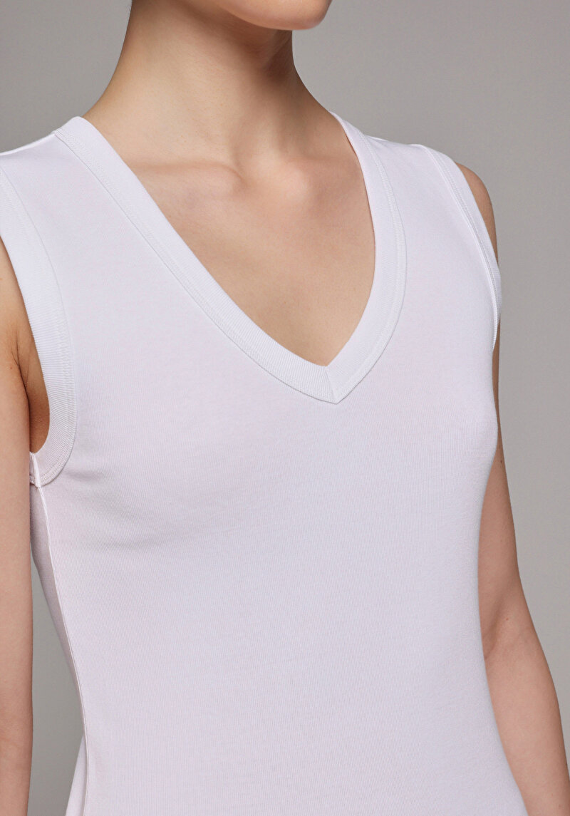 Imagine a Maiou De Dama Alb Slim Fit Cl1080980