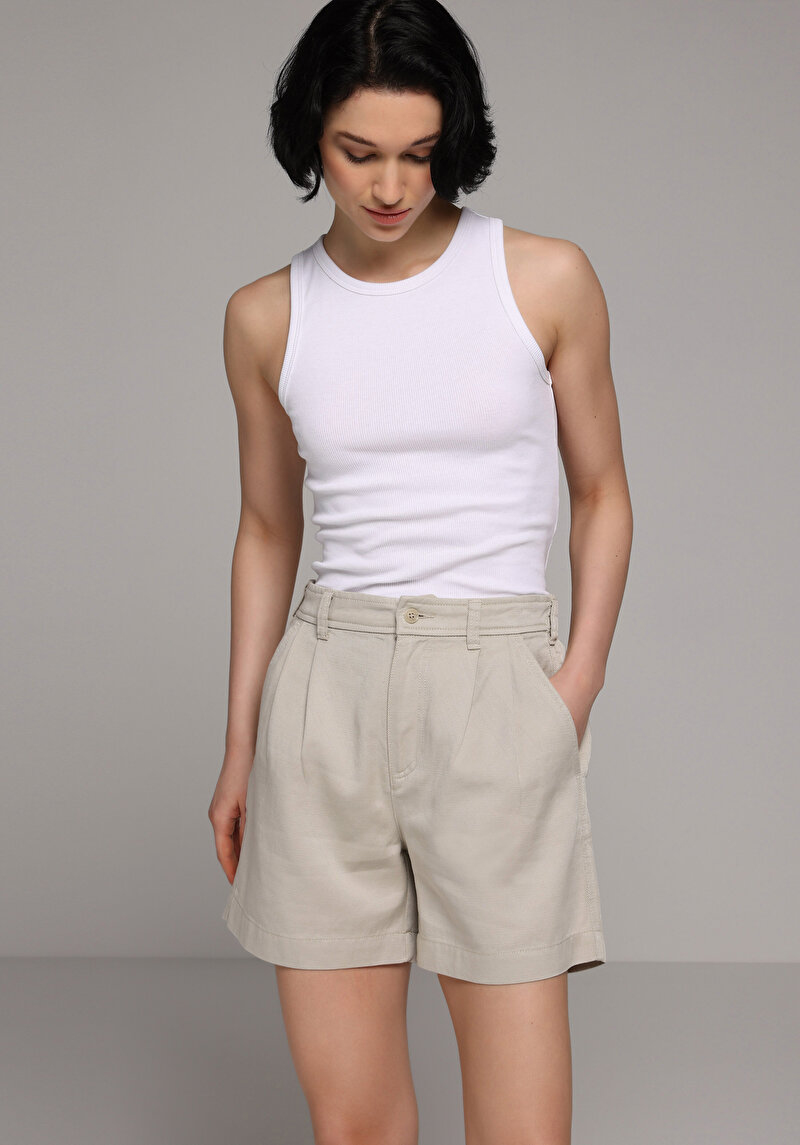 Imagine a Short / Pantaloni Scurti De Dama Alb Regular Fit Cl1079000