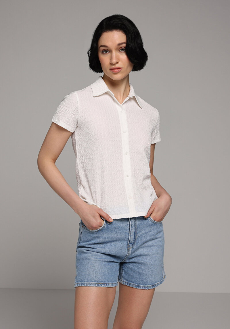 Imagine a Short / Pantaloni Scurti De Dama Regular Fit Cl1081446