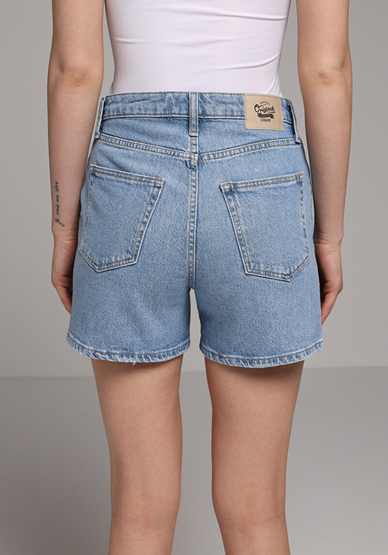 Imagine a Short / Pantaloni Scurti De Dama Regular Fit Cl1081446