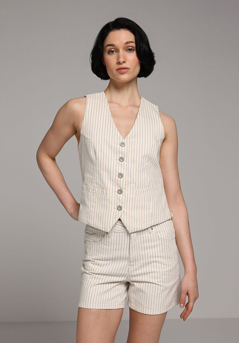 Imagine a Short / Pantaloni Scurti De Dama Mom Fit Cl1081447