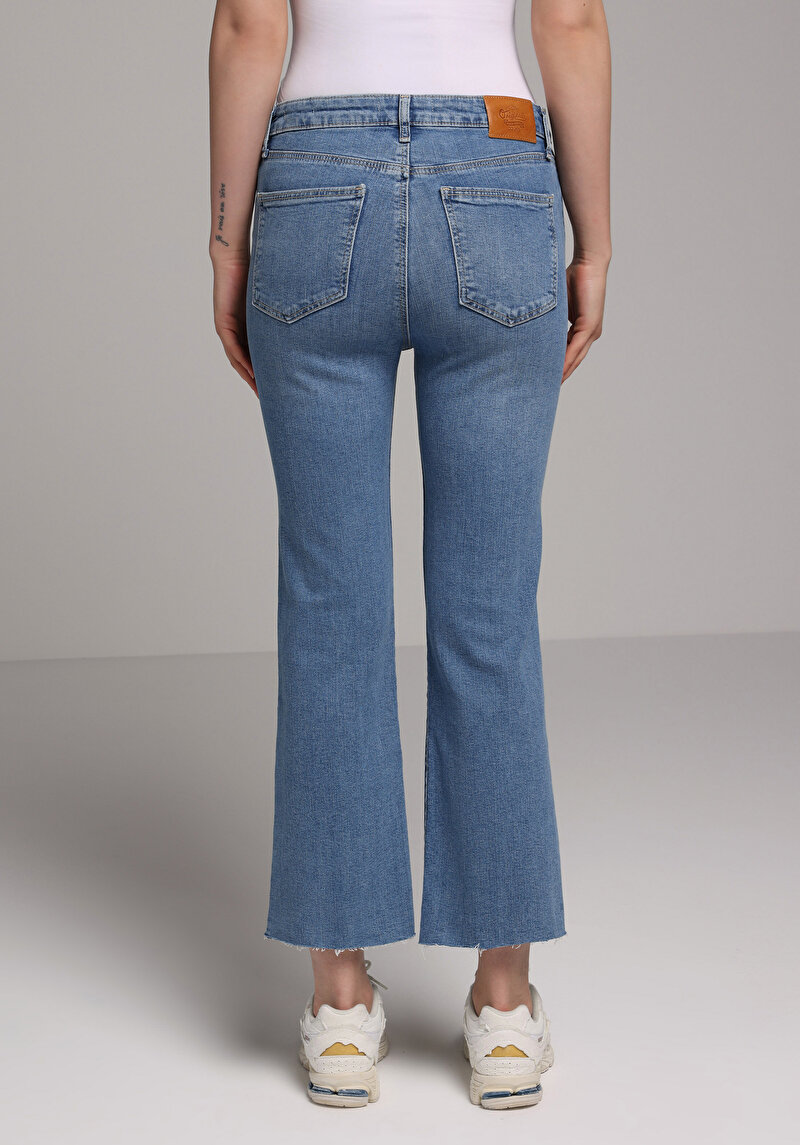 Imagine a Pantaloni De Dama Slim Fit 771 Emery Cl1081234