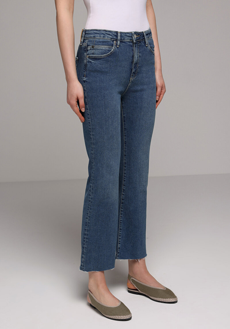 Imagine a Pantaloni De Dama Albastru Slim Fit 771 Emery Cl1081743