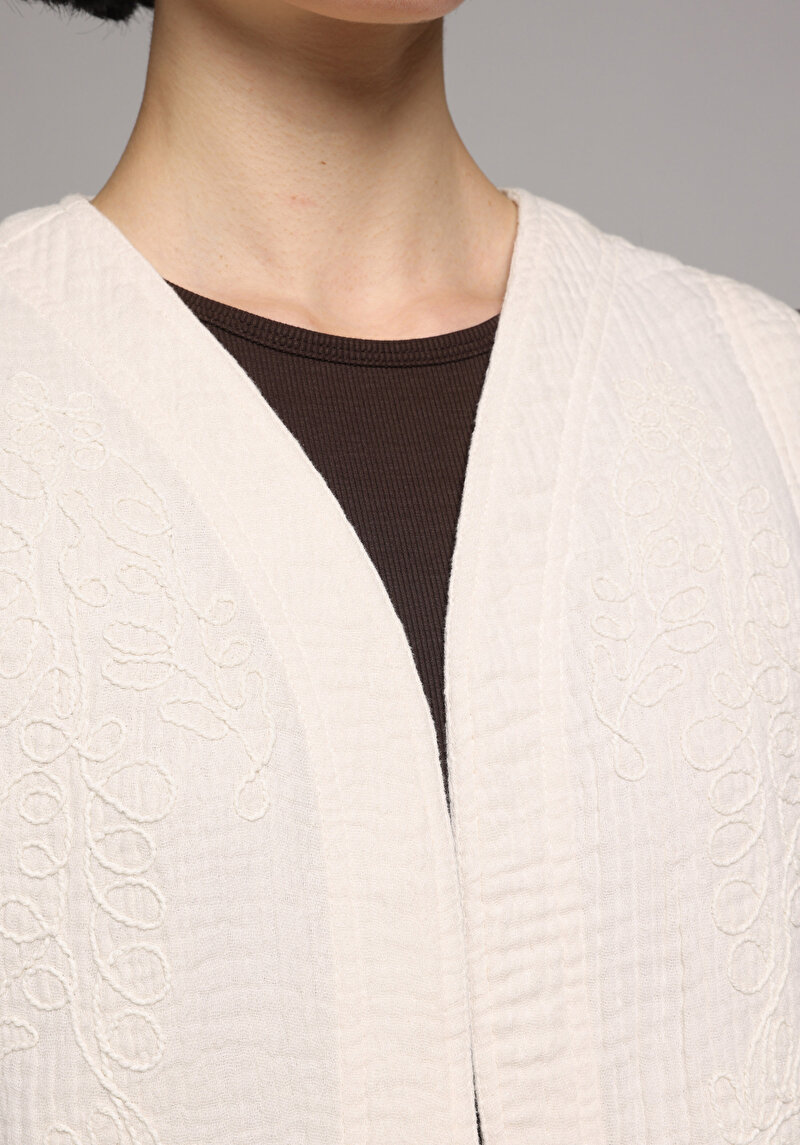 Imagine a Camasa Cu Maneca Scurta De Dama Ecru Fashion Fit Cl1080023