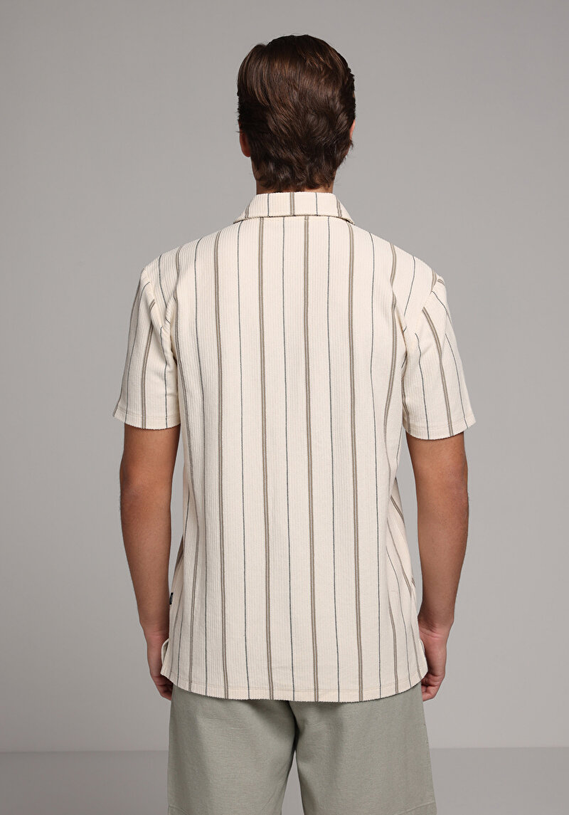 Imagine a Tricou Polo Cu Maneca Scurta De Barbati Ecru Regular Fit Cl1081010