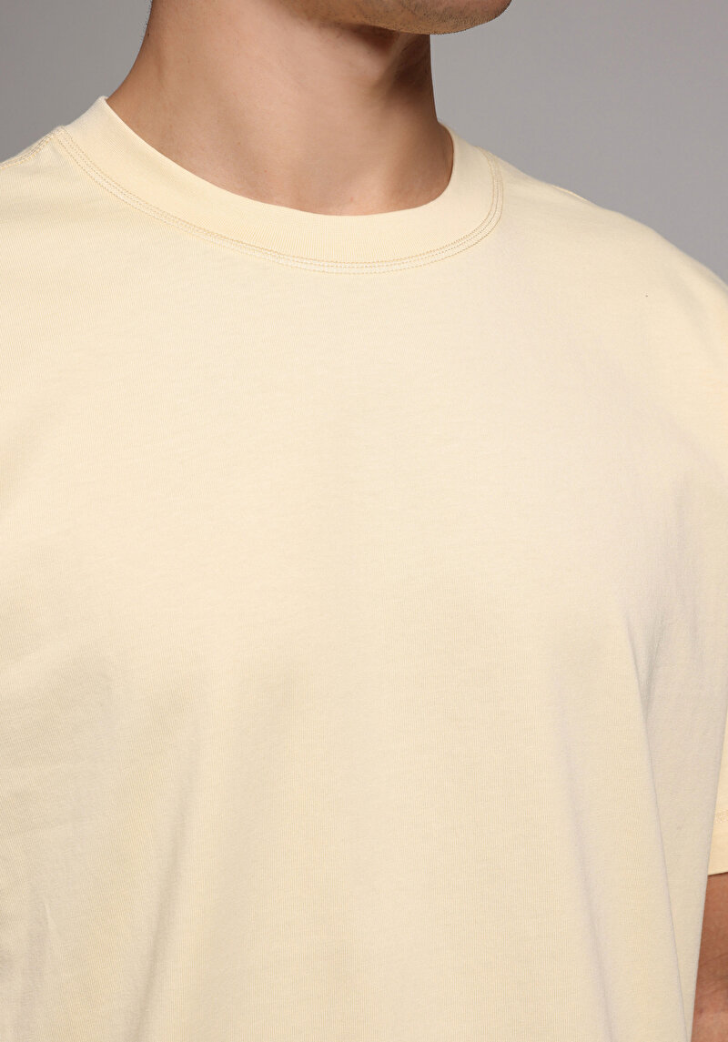 Imagine a Tricou Cu Maneca Scurta De Barbati Galben Comfort Fit Cl1079049