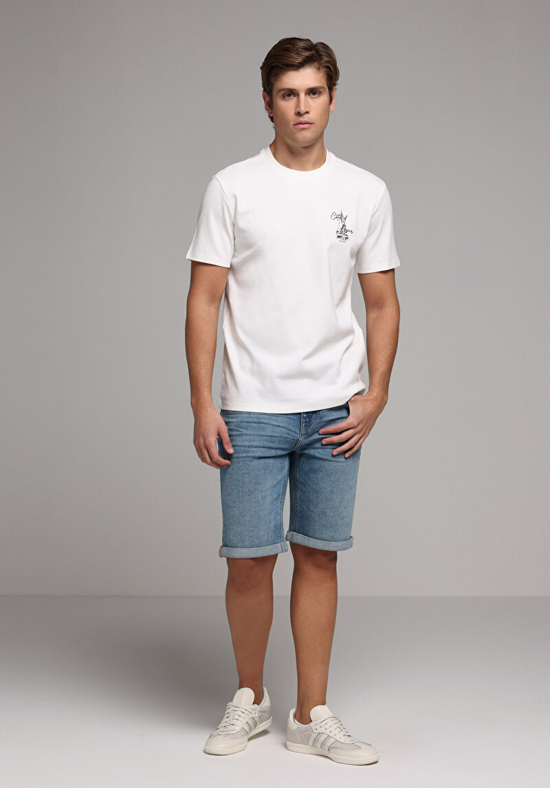 Imagine a Tricou Cu Maneca Scurta De Barbati Alb Regular Fit Cl1079277