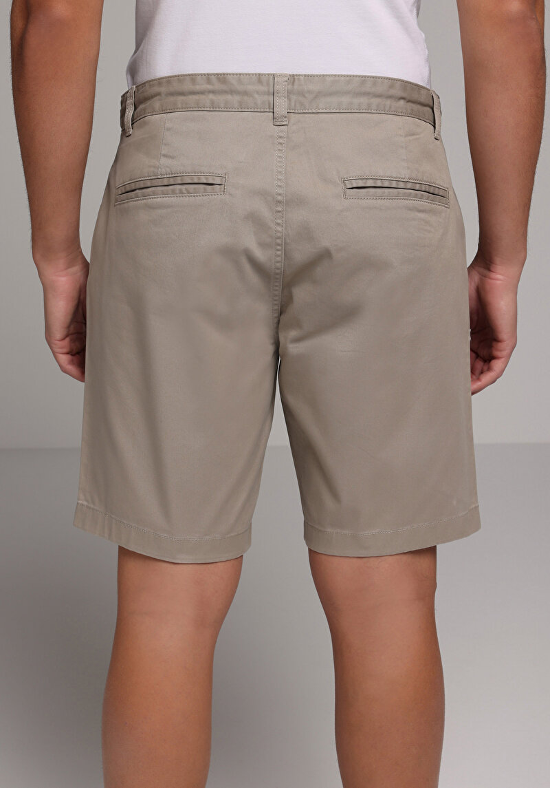 Imagine a Short / Pantaloni Scurti De Barbati Bej Regular Fit Cl1080007