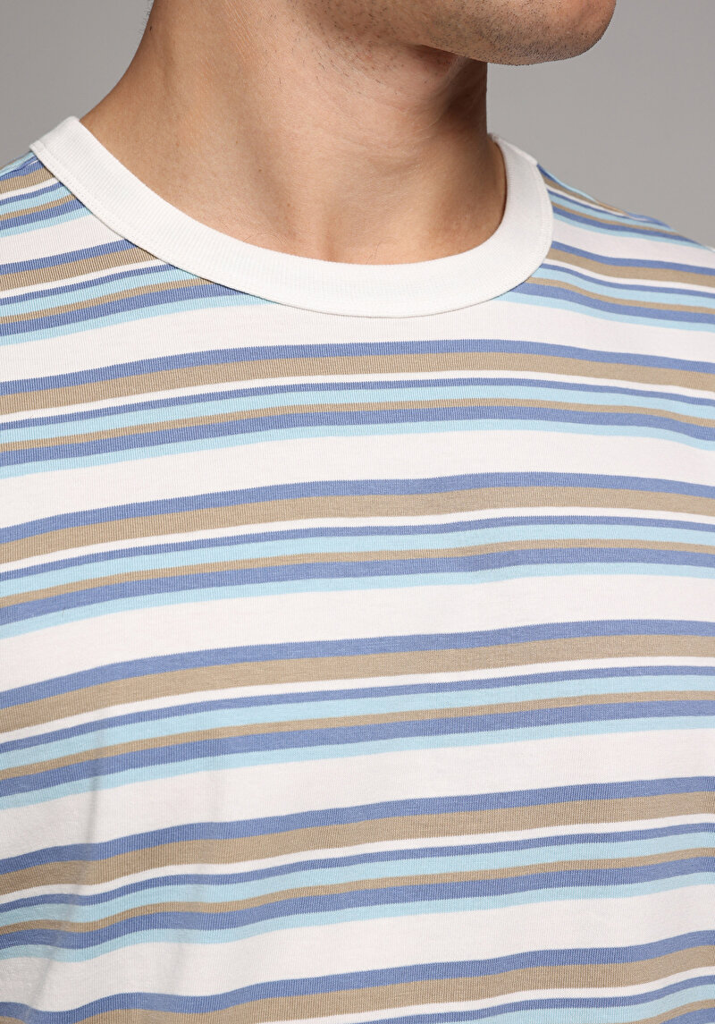 Imagine a Tricou Cu Maneca Scurta De Barbati Alb Comfort Fit Cl1078794