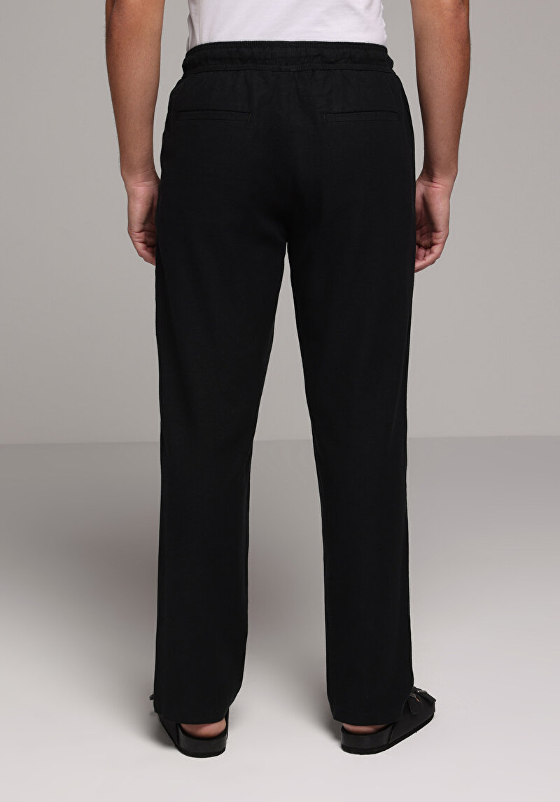 Imagine a Pantaloni De Barbati Negru Regular Fit Cl1079998