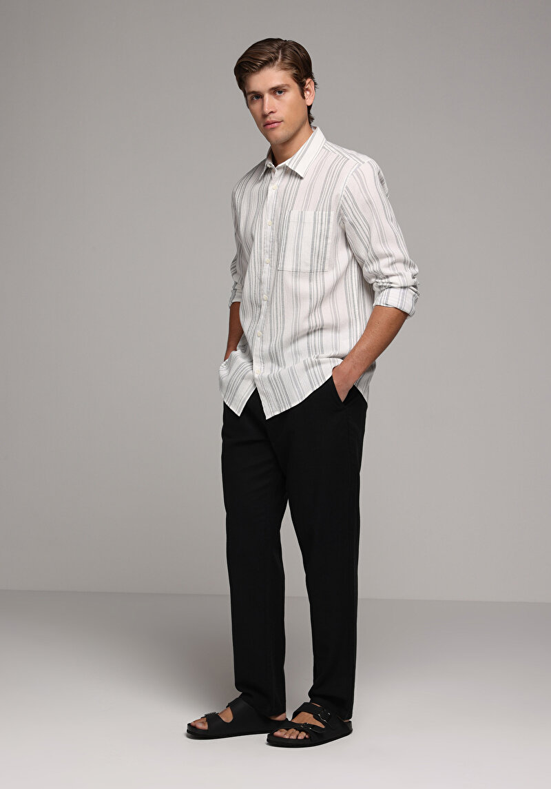 Imagine a Pantaloni De Barbati Negru Regular Fit Cl1079998