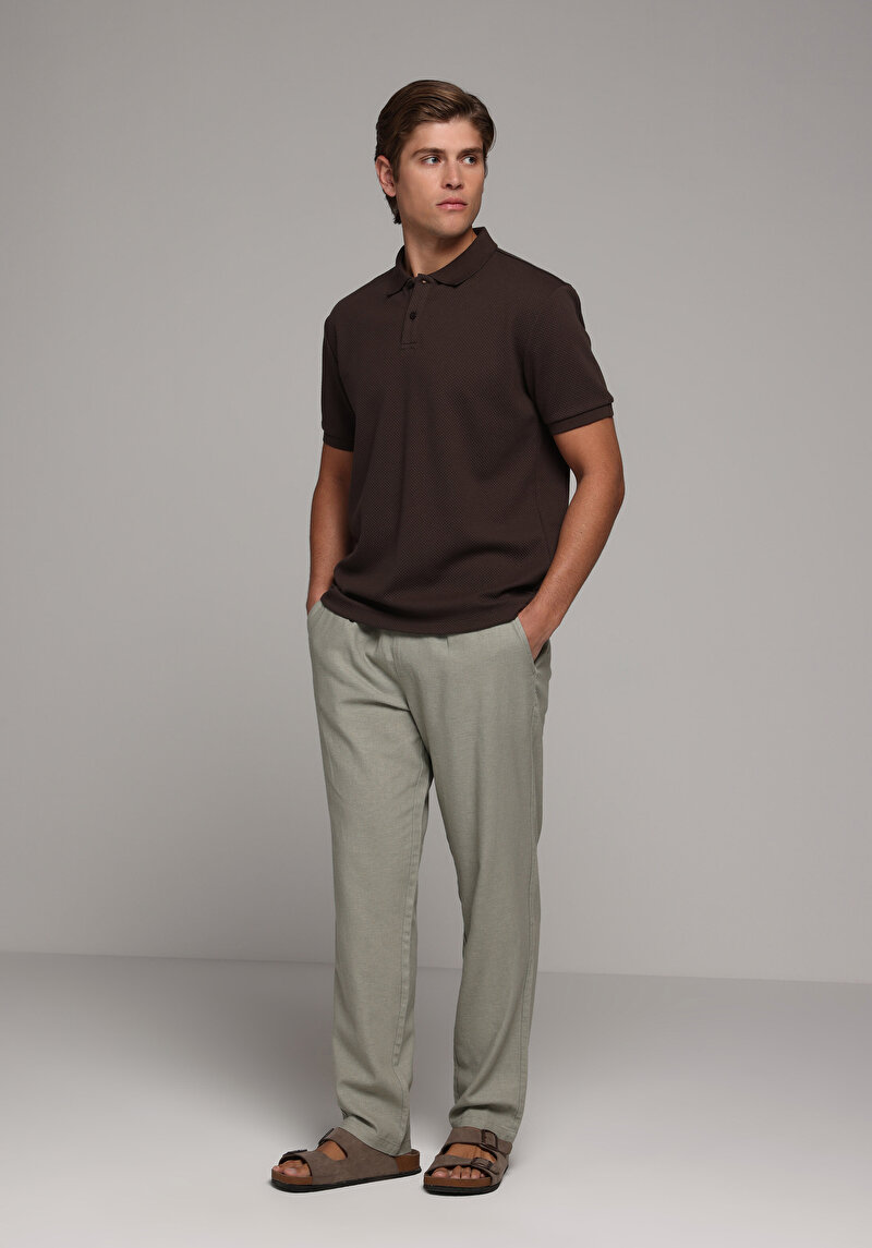 Imagine a Pantaloni De Barbati Verde Regular Fit Cl1079998