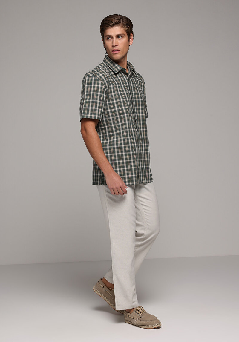 Imagine a Pantaloni De Barbati Alb Regular Fit Cl1079998