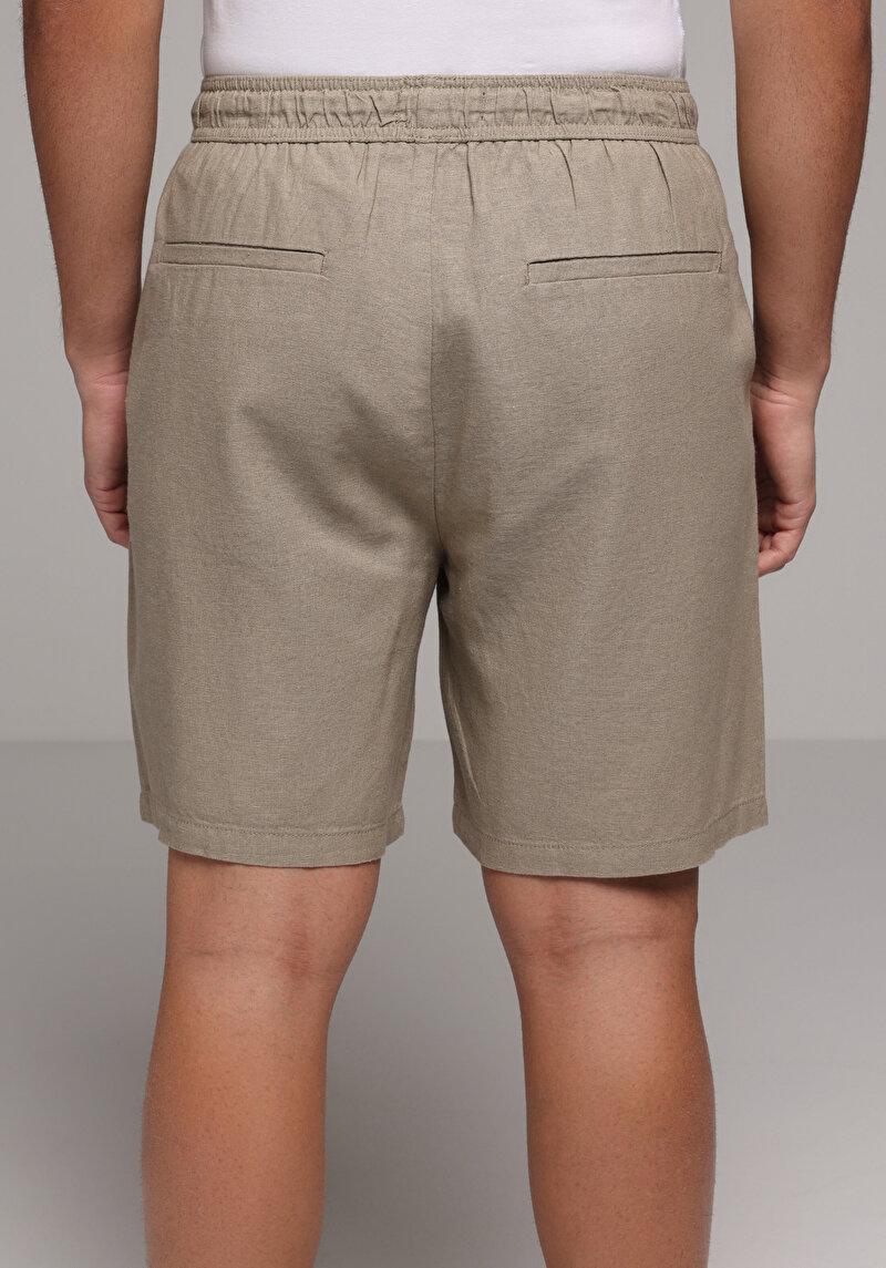 Imagine a Short / Pantaloni Scurti De Barbati Bej Regular Fit Cl1080004