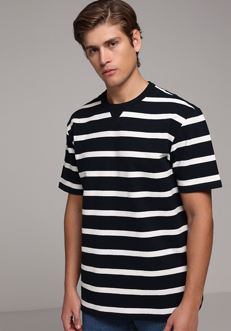 Imagine a Tricou Cu Maneca Scurta De Barbati Albastru Marin Comfort Fit  Cl1080390