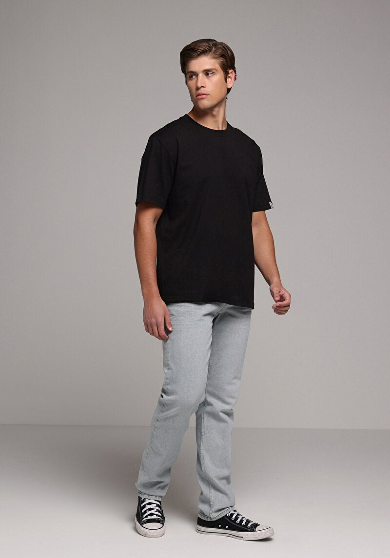 Imagine a Pantaloni De Barbati Straight Fit 044 Karl Cl1081053