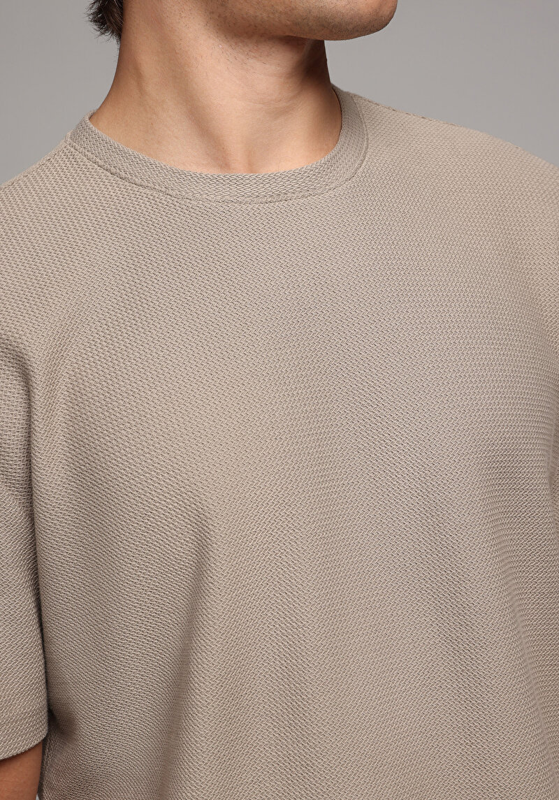 Imagine a Tricou Cu Maneca Scurta De Barbati Bej Comfort Fit Cl1080460