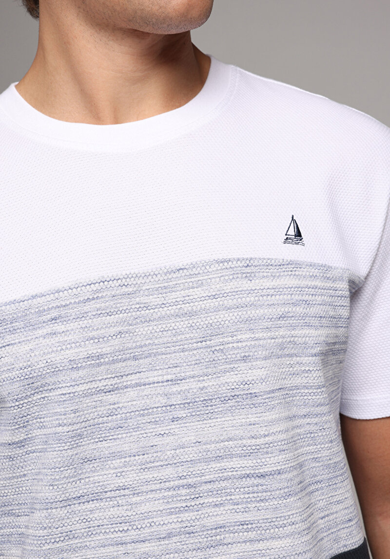 Imagine a Tricou Cu Maneca Scurta De Barbati Albastru Marin Regular Fit Cl1080515