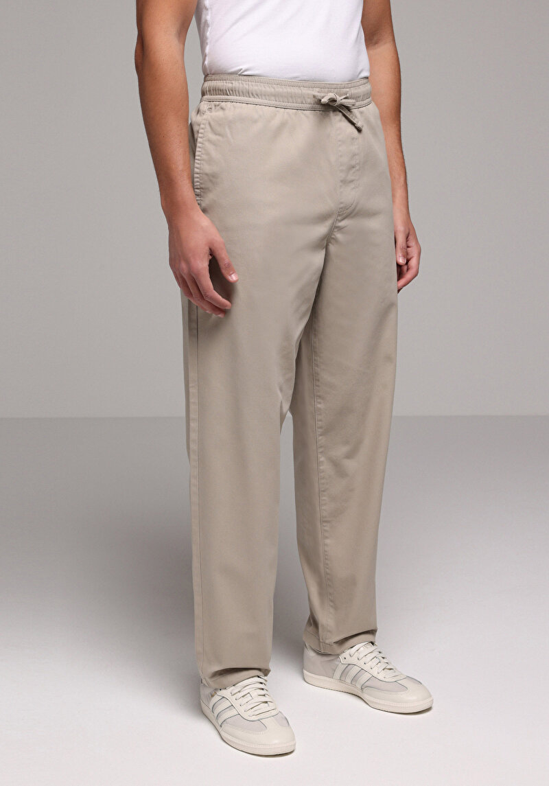 Imagine a Pantaloni De Barbati Bej Regular Fit  Cl1079992