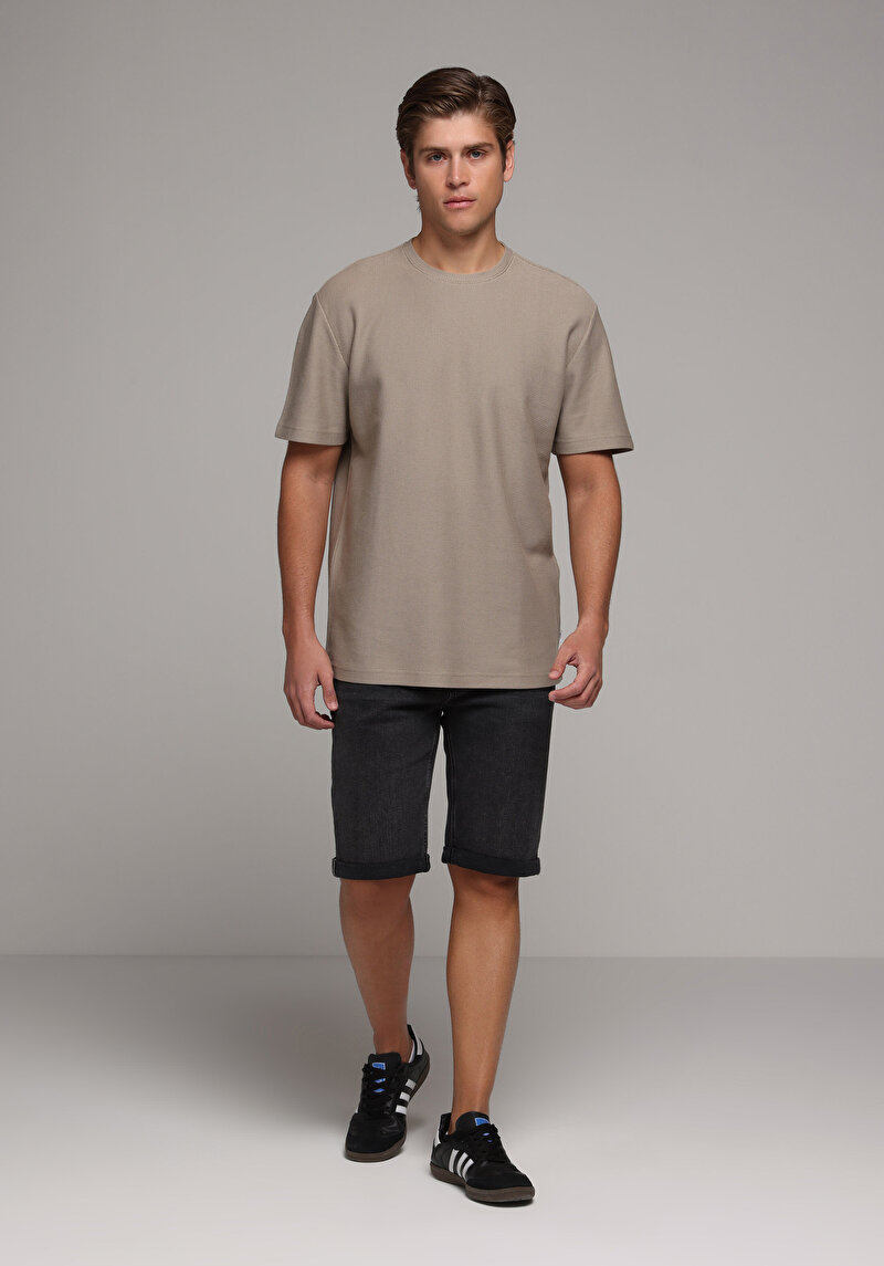 Imagine a Short / Pantaloni Scurti De Barbati Straight Fit 044 Karl Cl1081083