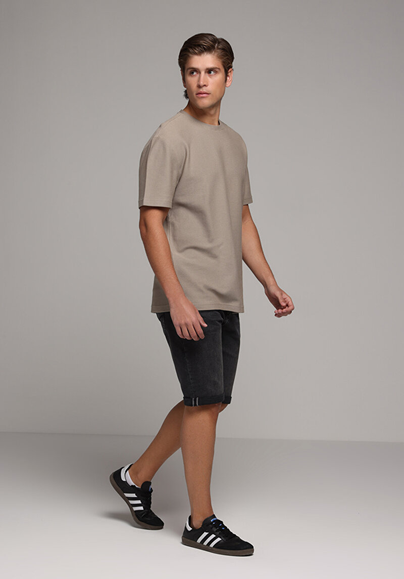 Imagine a Short / Pantaloni Scurti De Barbati  Straight Fit 044 Karl Cl1081083