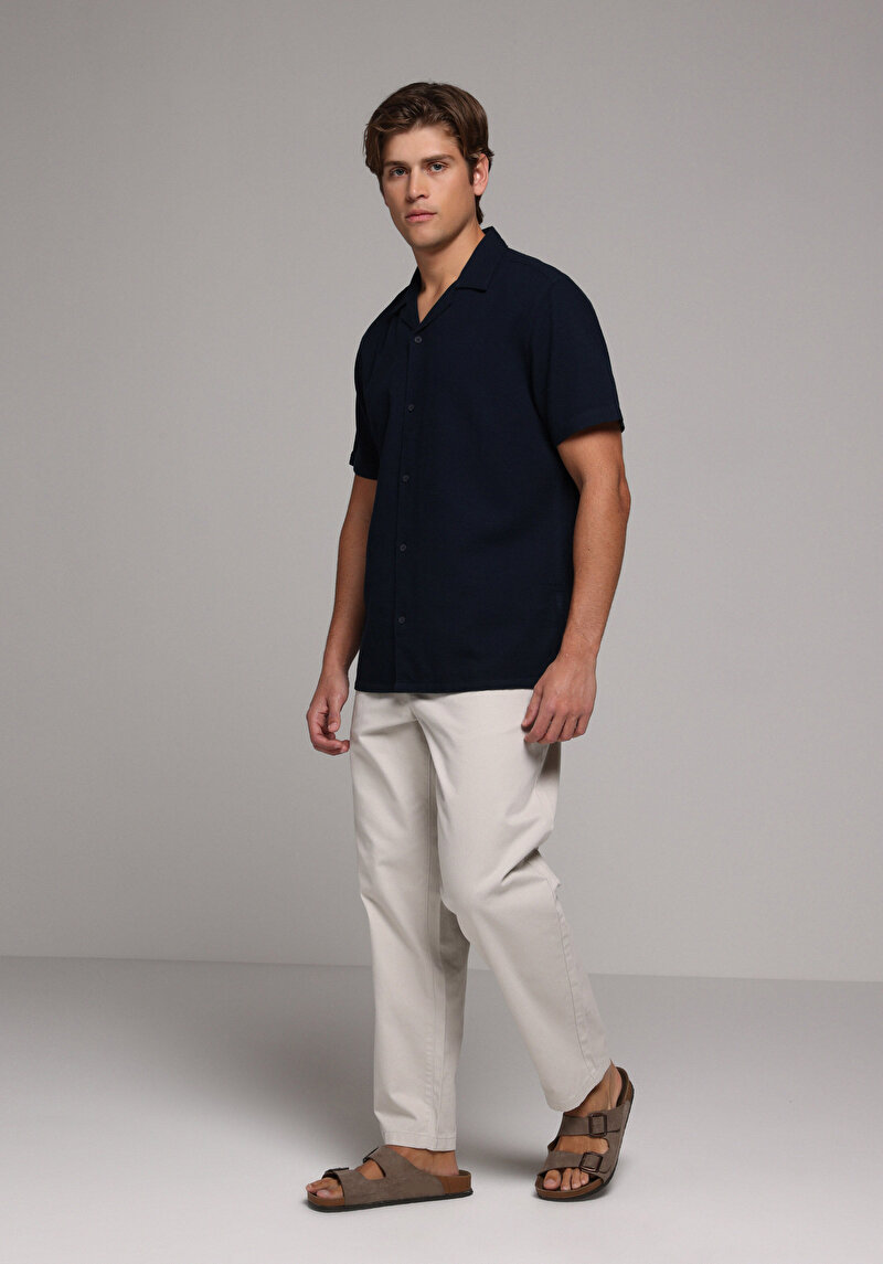 Imagine a Pantaloni De Barbati Alb Regular Fit  Cl1079992